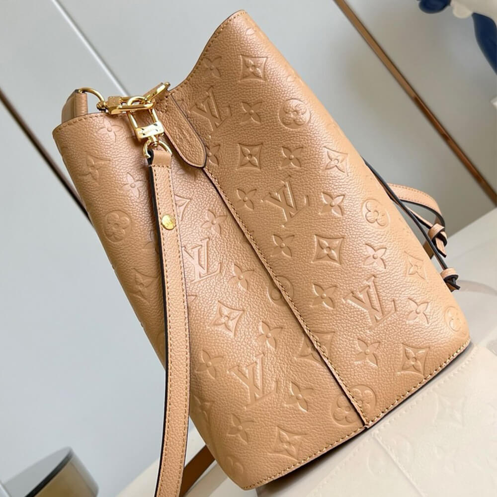 LV Neonoe MM
