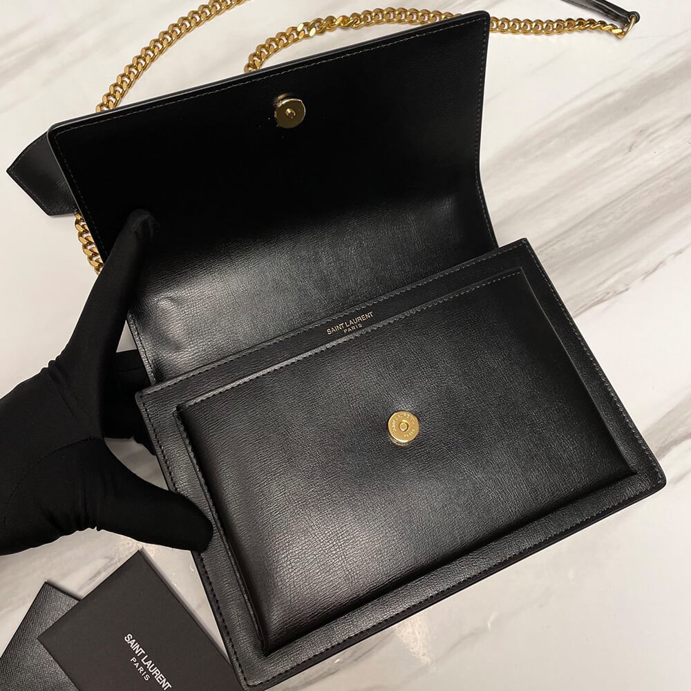SUNSET MEDIUM CHAIN BAG IN SMOOTH LEATHER